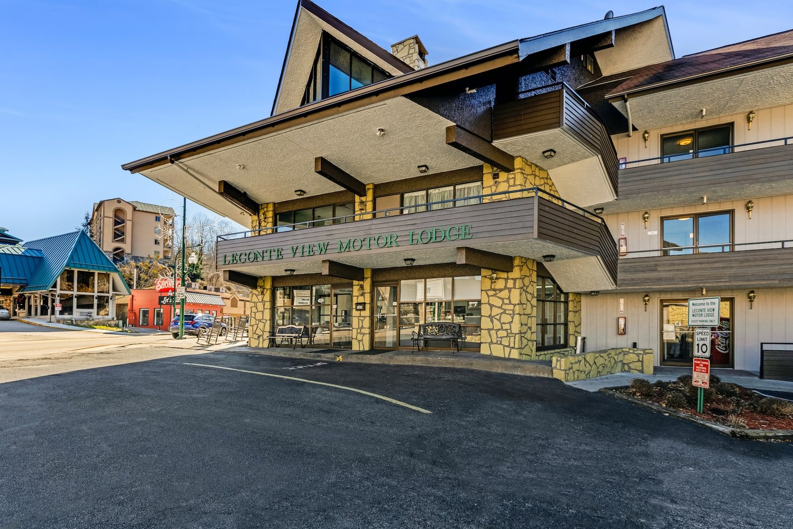 The wander hotel a ramada by wyndham gatlinburg tn review 3