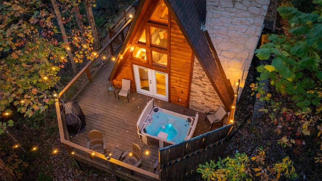 3 miles to gsmnp dtwn good views hottub a frame review 1