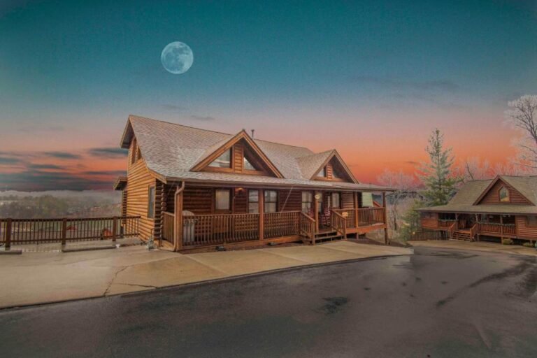 Moonlight lodge family cabin review 4