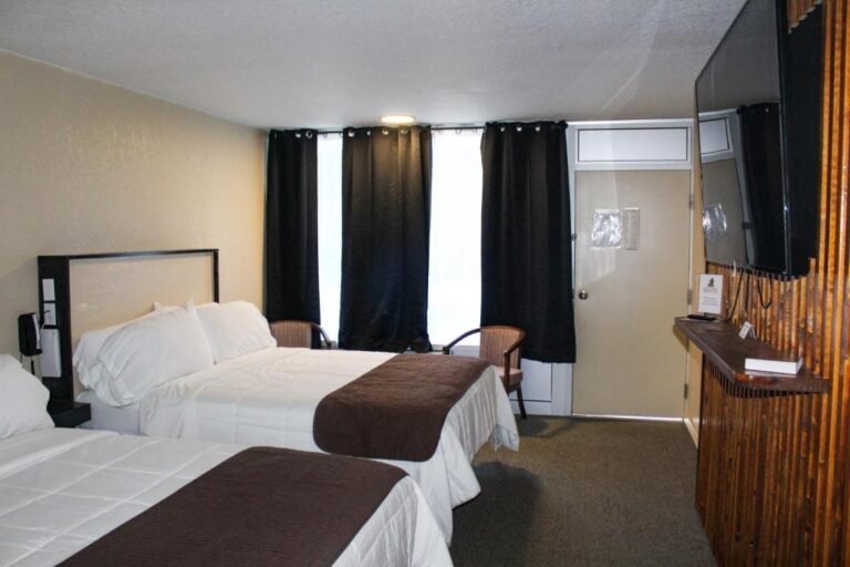 Sleepy bear motel review budget friendly hotel in gatlinburg 3
