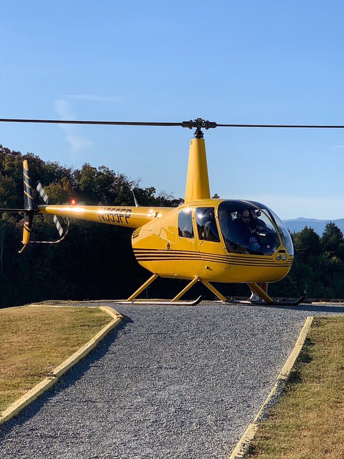 Smoky mountain helicopter tour4