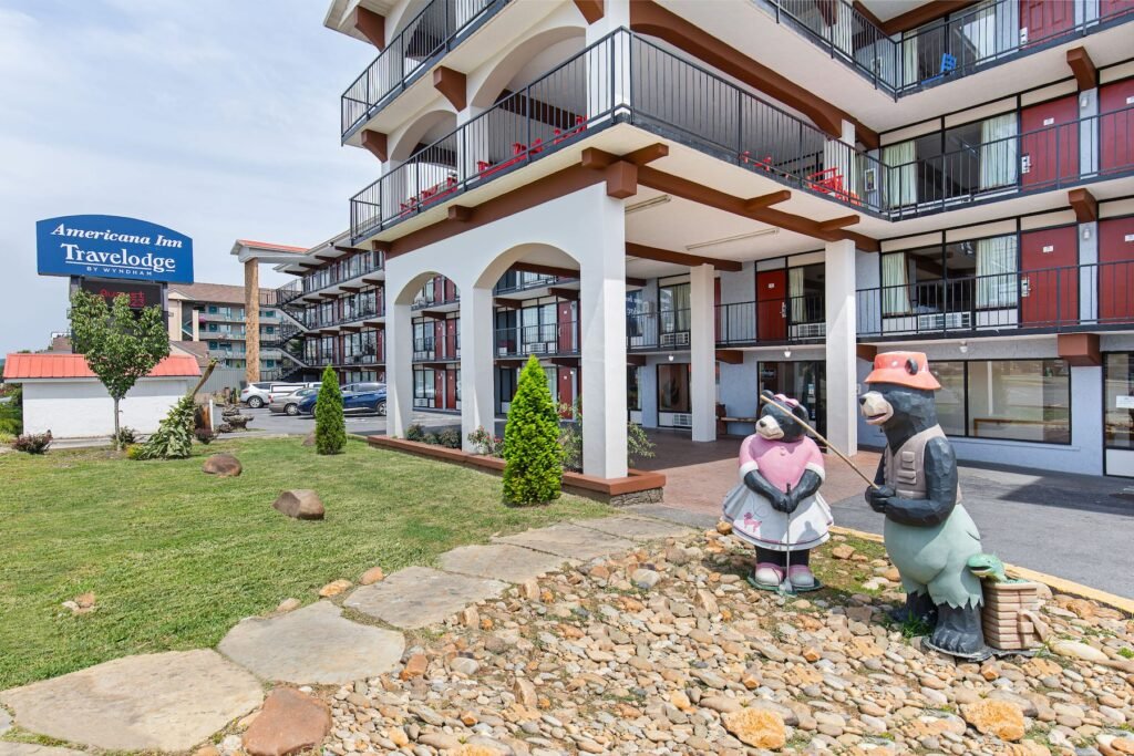 Americana Inn Pigeon Forge Review: Travelodge by Wyndham